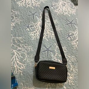 🧨Unbranded NWOT…Simple black shoulder or cross body bag